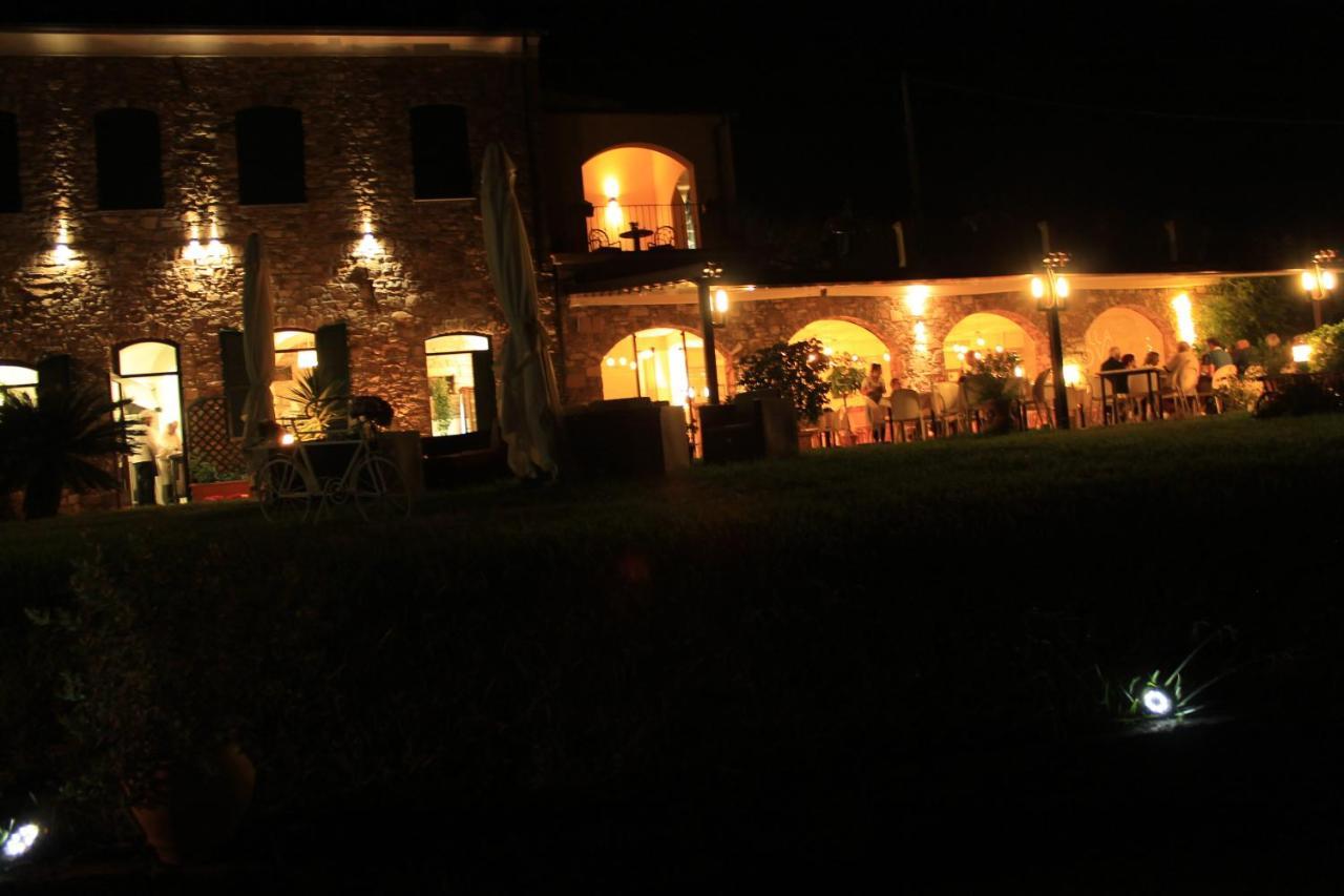Villa Govi ดิอาโน คาสเตลโล ภายนอก รูปภาพ