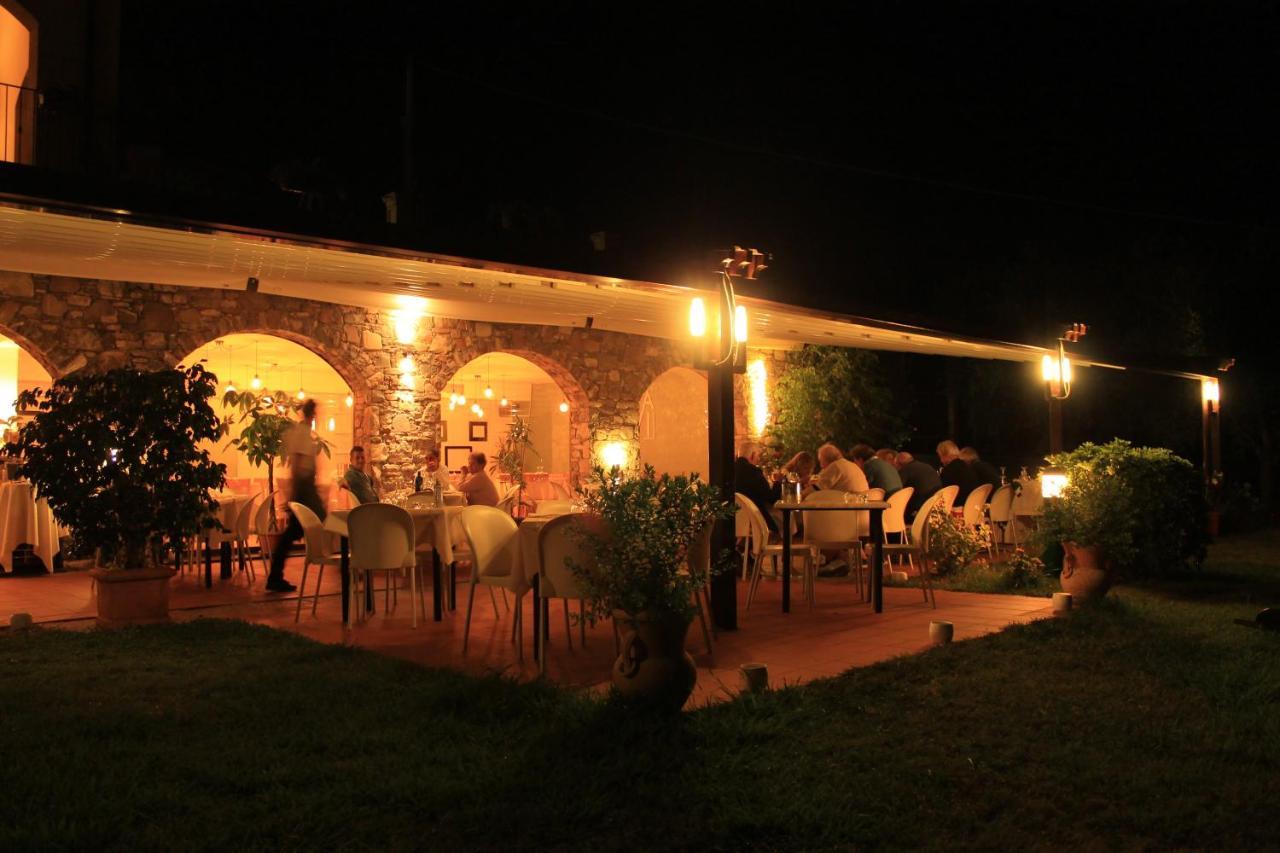 Villa Govi ดิอาโน คาสเตลโล ภายนอก รูปภาพ